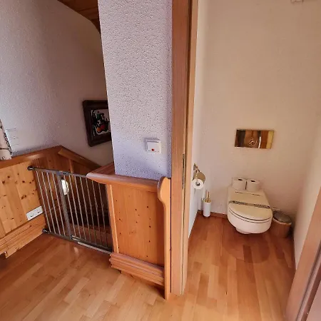 Gemutliche Blockhutte 1 Hektar & 300 M² Garten Holiday home Brettl