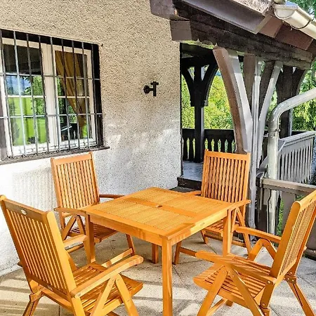 Holiday home Gemutliche Blockhutte 1 Hektar & 300 M² Garten Brettl